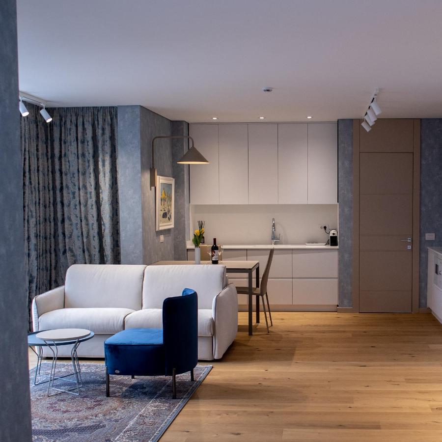 Seven Luxury Suites Tirana Extérieur photo