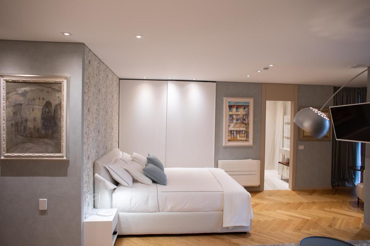 Seven Luxury Suites Tirana Extérieur photo