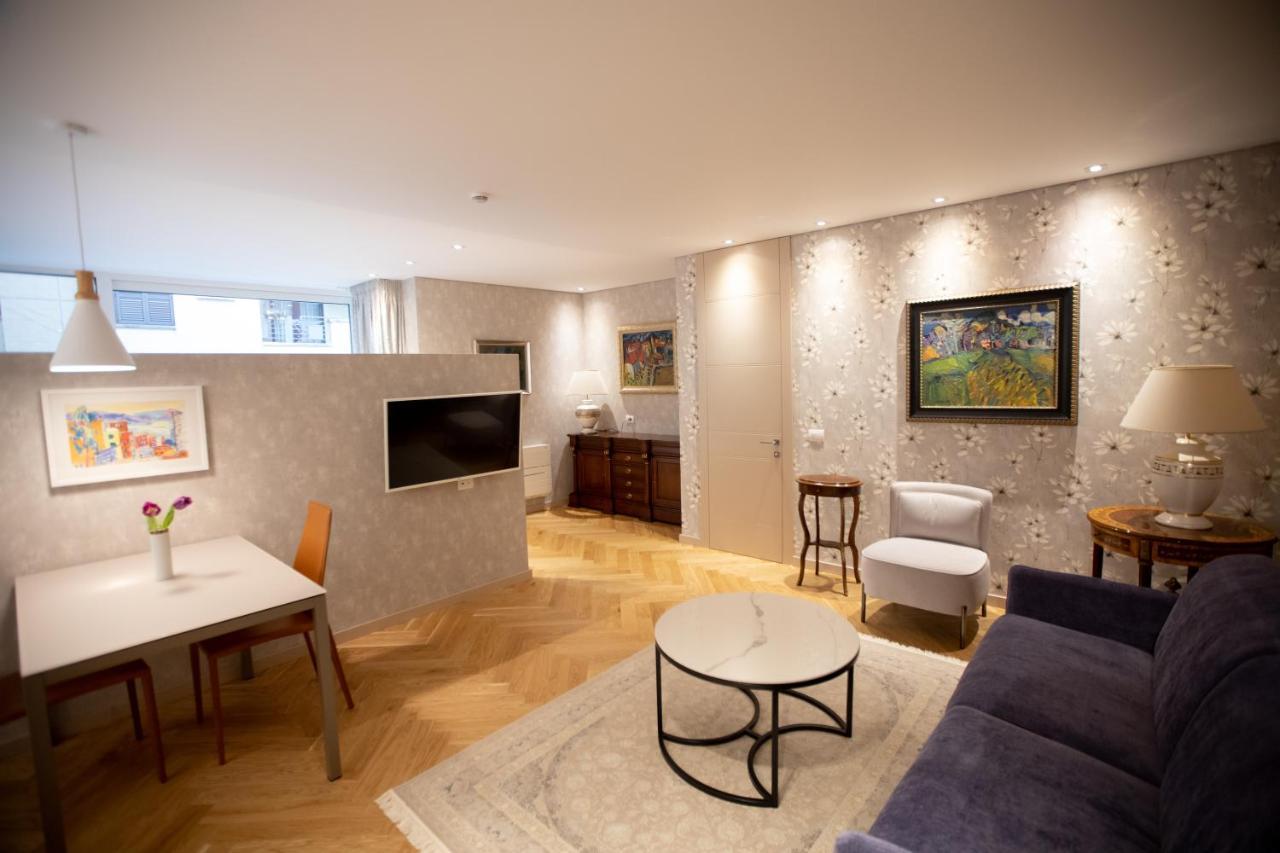 Seven Luxury Suites Tirana Extérieur photo
