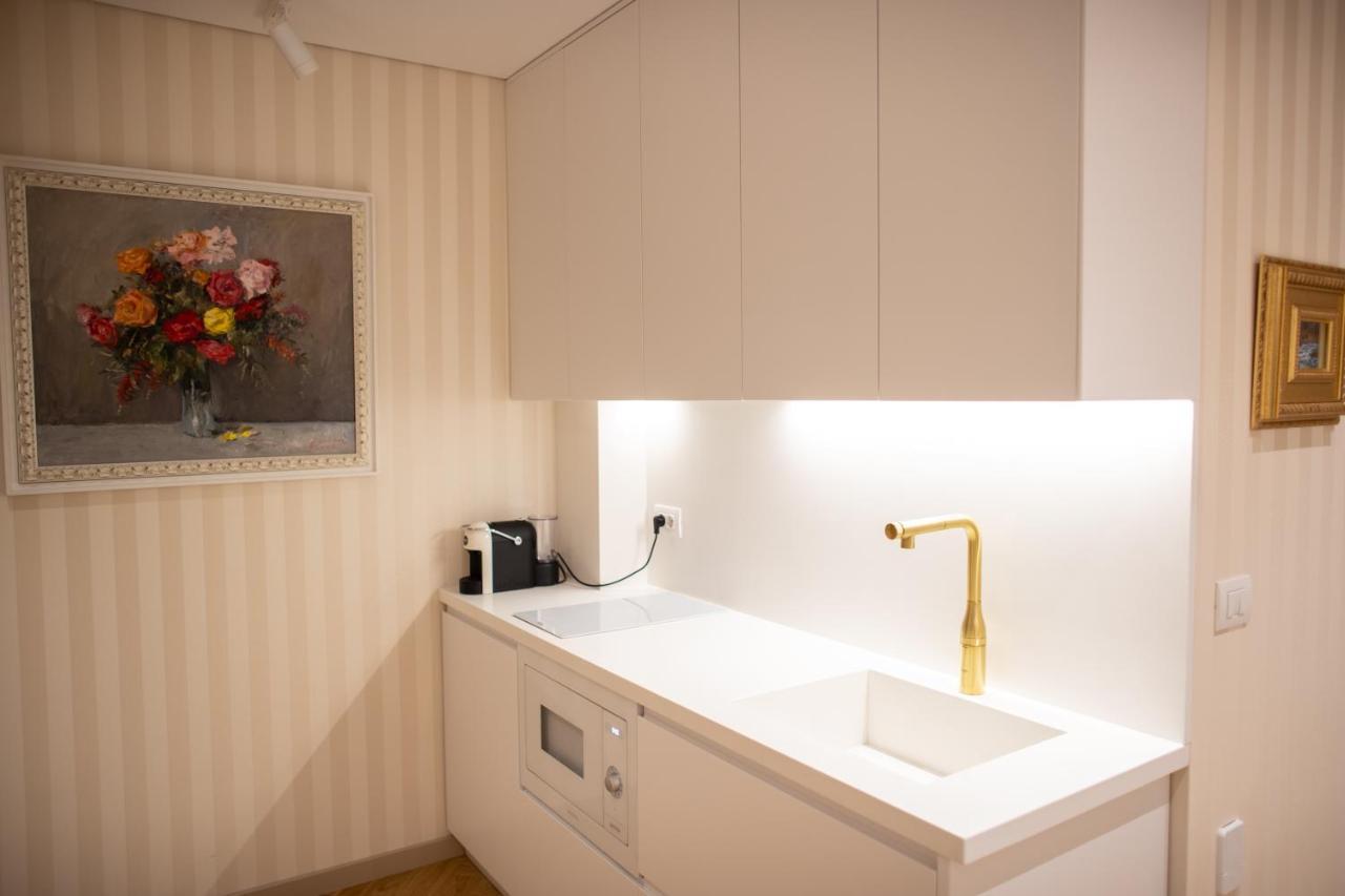Seven Luxury Suites Tirana Extérieur photo