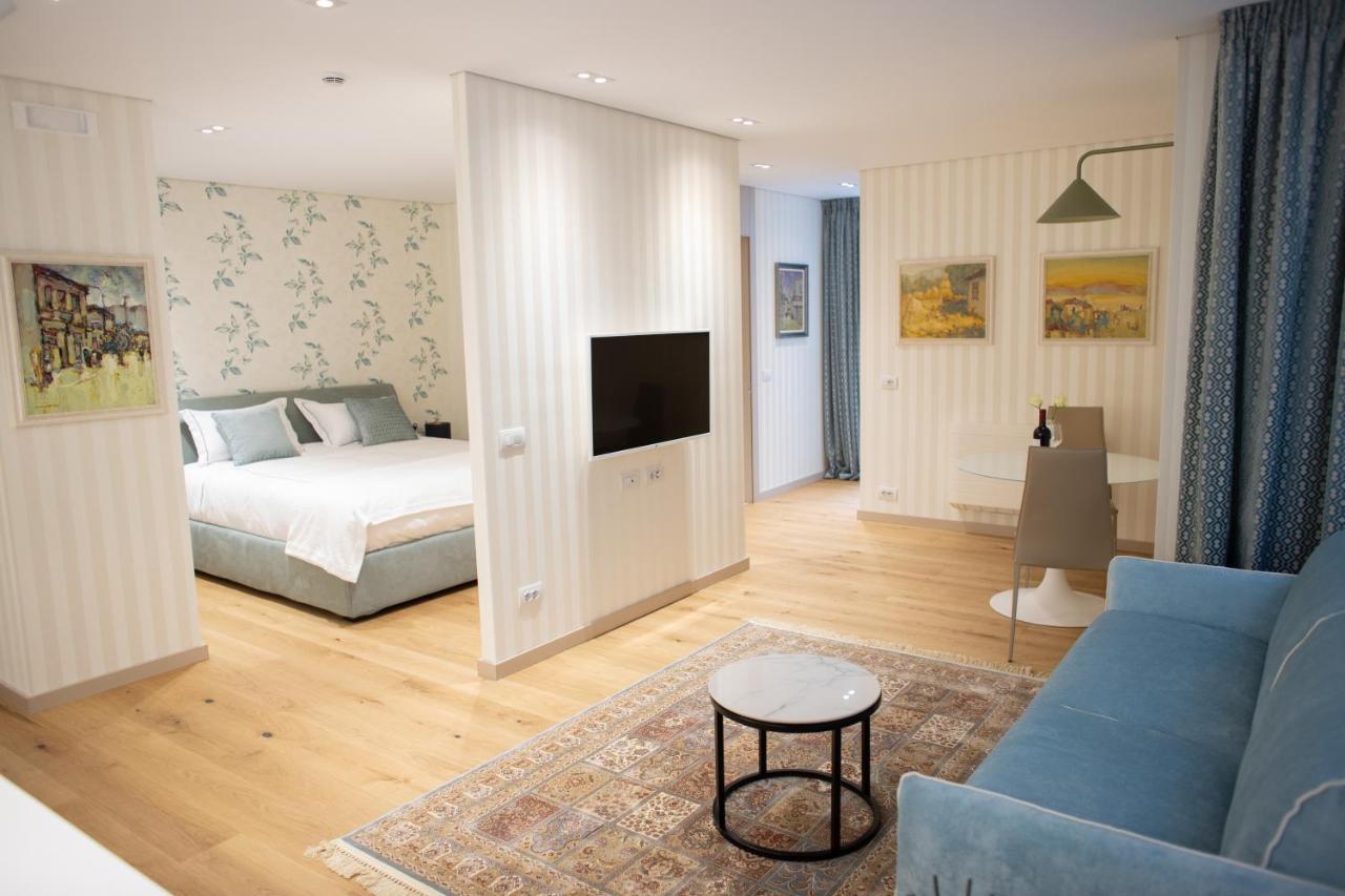 Seven Luxury Suites Tirana Extérieur photo