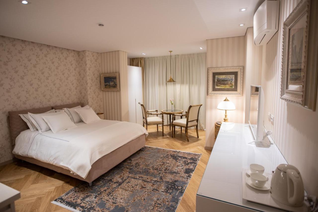 Seven Luxury Suites Tirana Extérieur photo